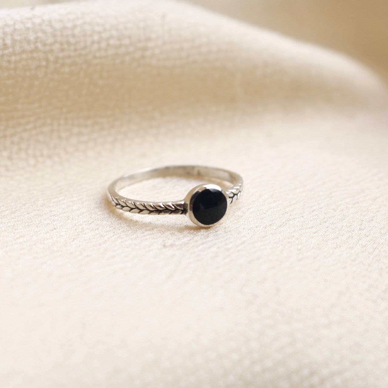 ANILLO MELE
